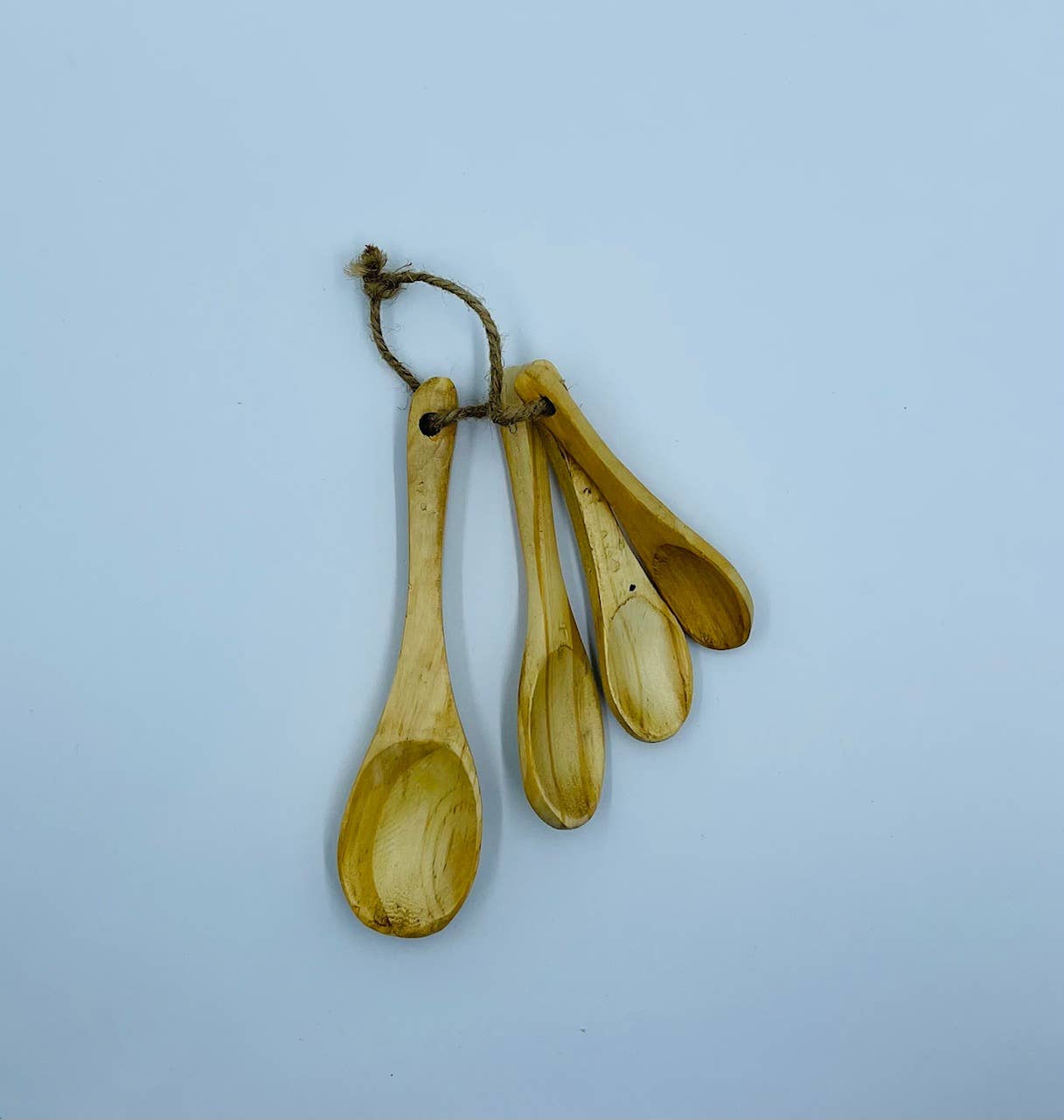 Set Of 2 Pot holders & Acacia wooden measuring spoon set