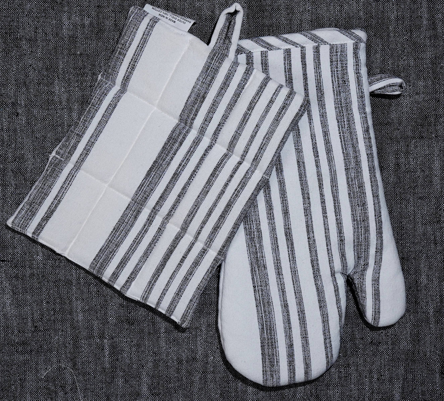 Baking Gift Set: Oven Mitt, Pot Holder & Mini Wooden Spoons