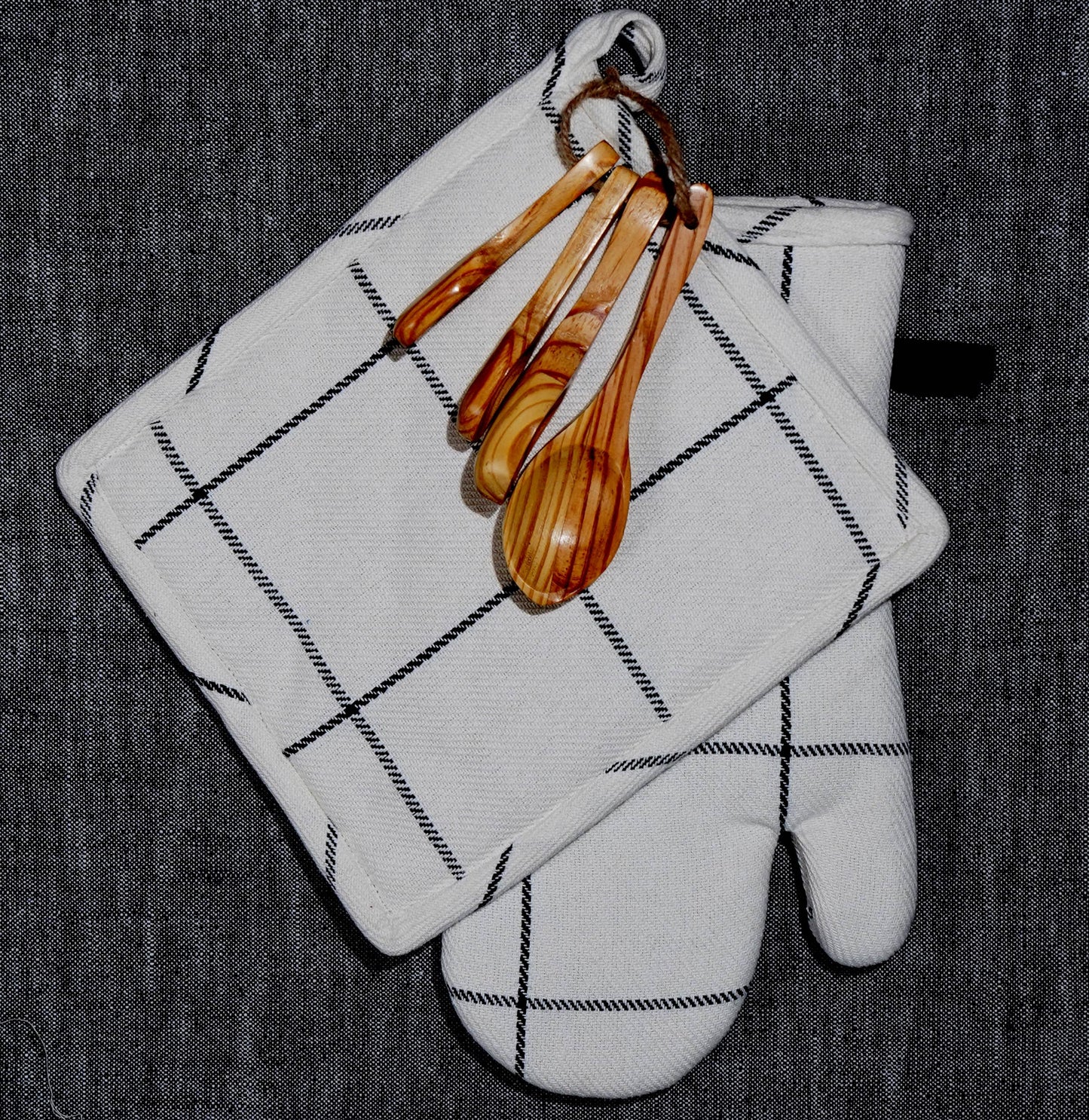 Baking Gift Set: Oven Mitt, Pot Holder & Mini Wooden Spoons